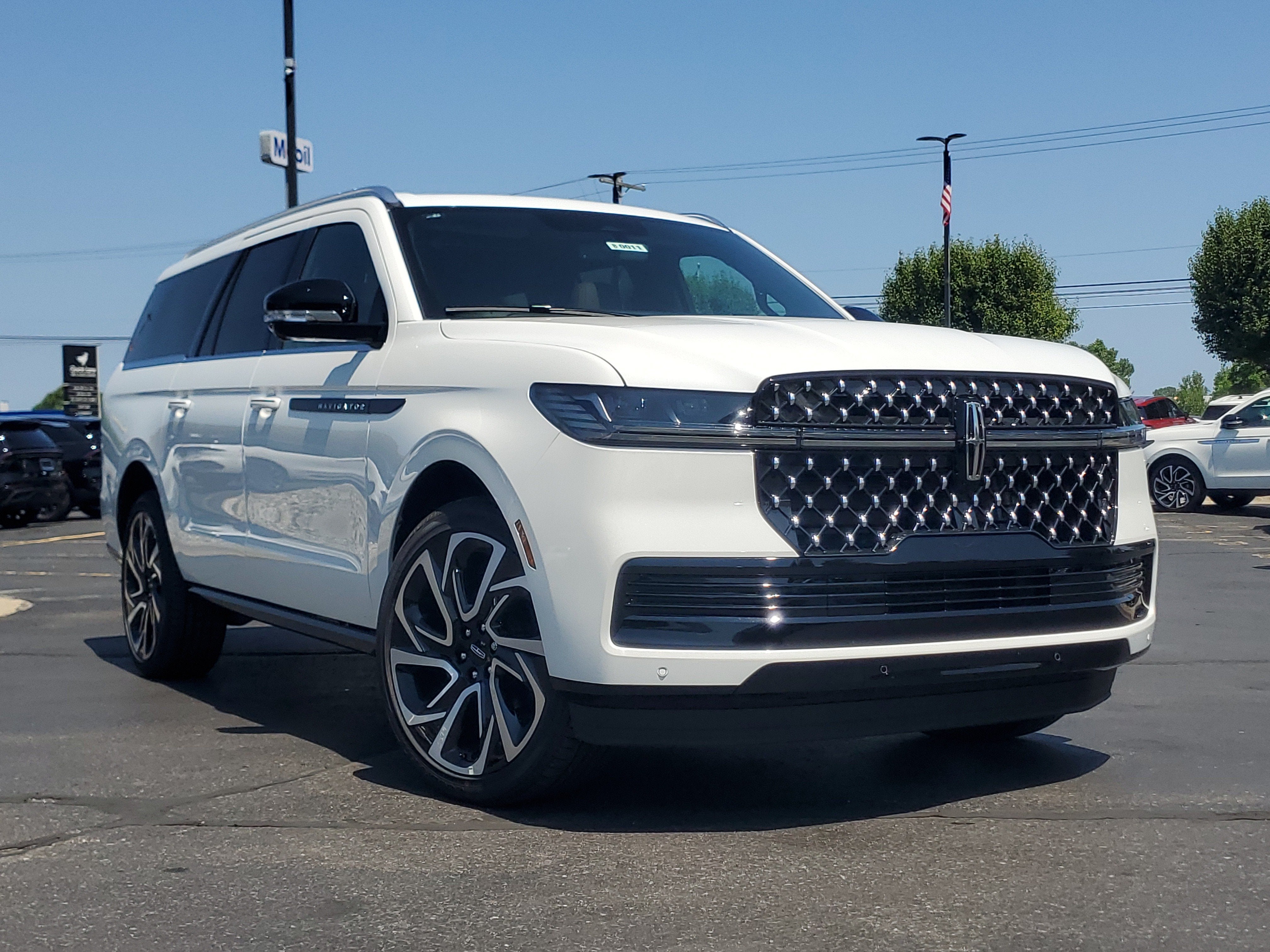 2027 Lincoln Navigator L